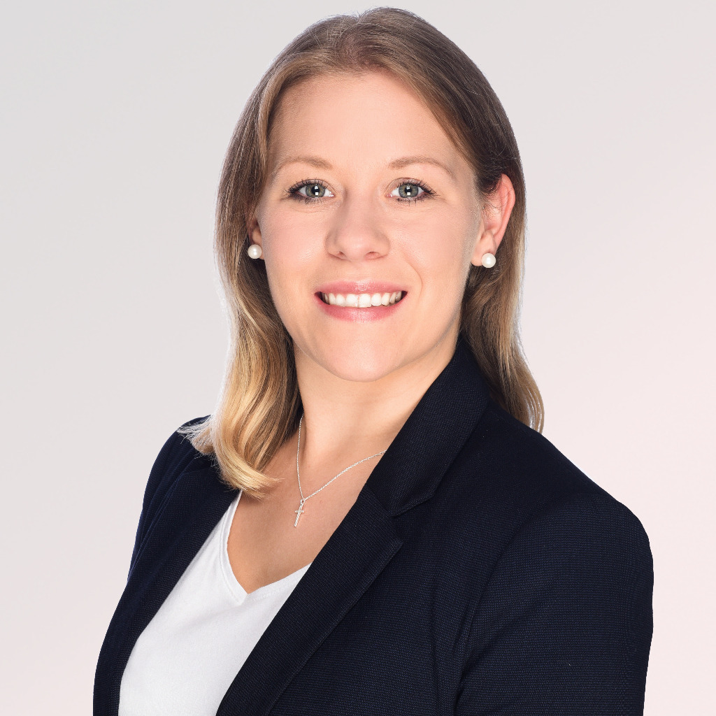 Julia Wolters - Regional Manager HR North - Deutsche Hospitality | XING