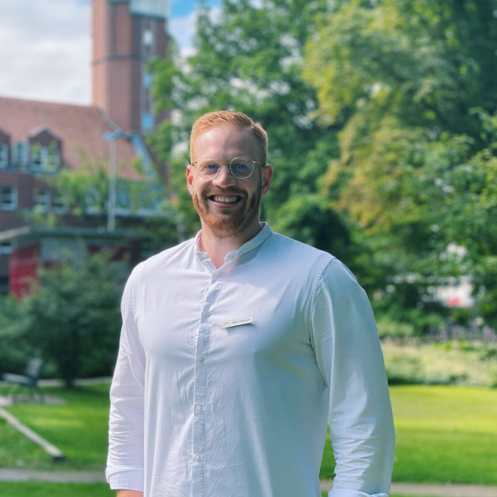 Felix Naerger Stv. Fachbereichsleitung für Steuerung, Personal und