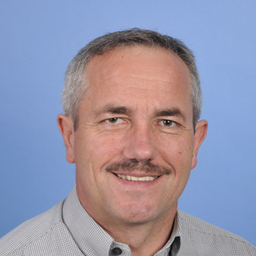 Manfred Saur