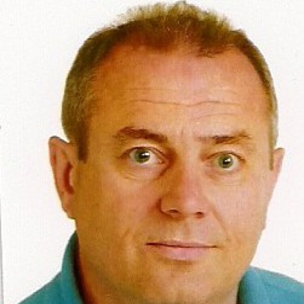 Alexander Leicht Kaufmann Online Marketing XING