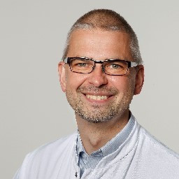 Dr. Stefan Schüßler