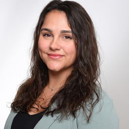 Shari Heinze