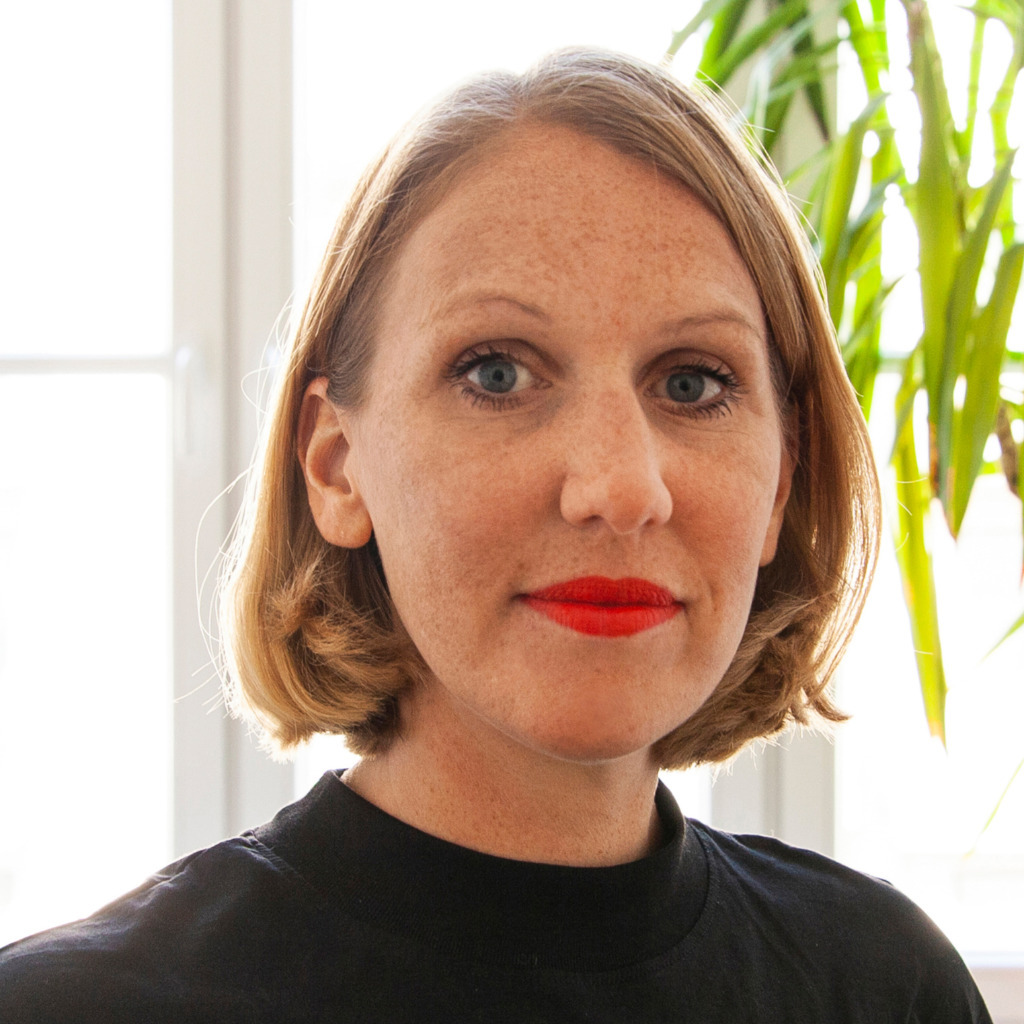 Carolin Rauen Senior Art Director Carolin Rauen Visuelle