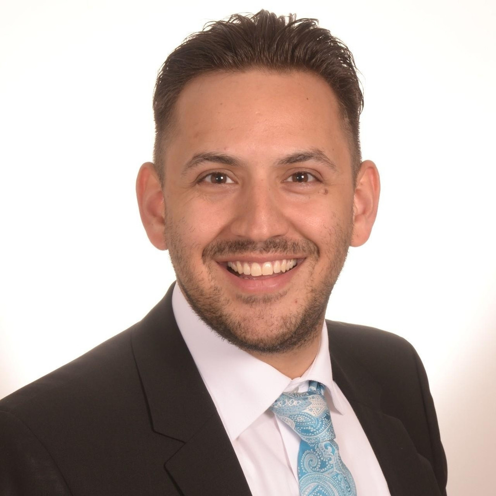 Davide Parasiliti Caprino Ergebniscontroller bei DAIMLER TRUCK AG