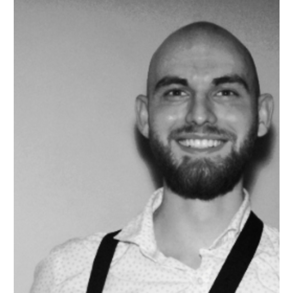 Lukas Pelzer Stellvertretender Leiter dmdrogerie markt Deutschland