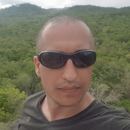 Simon Uria