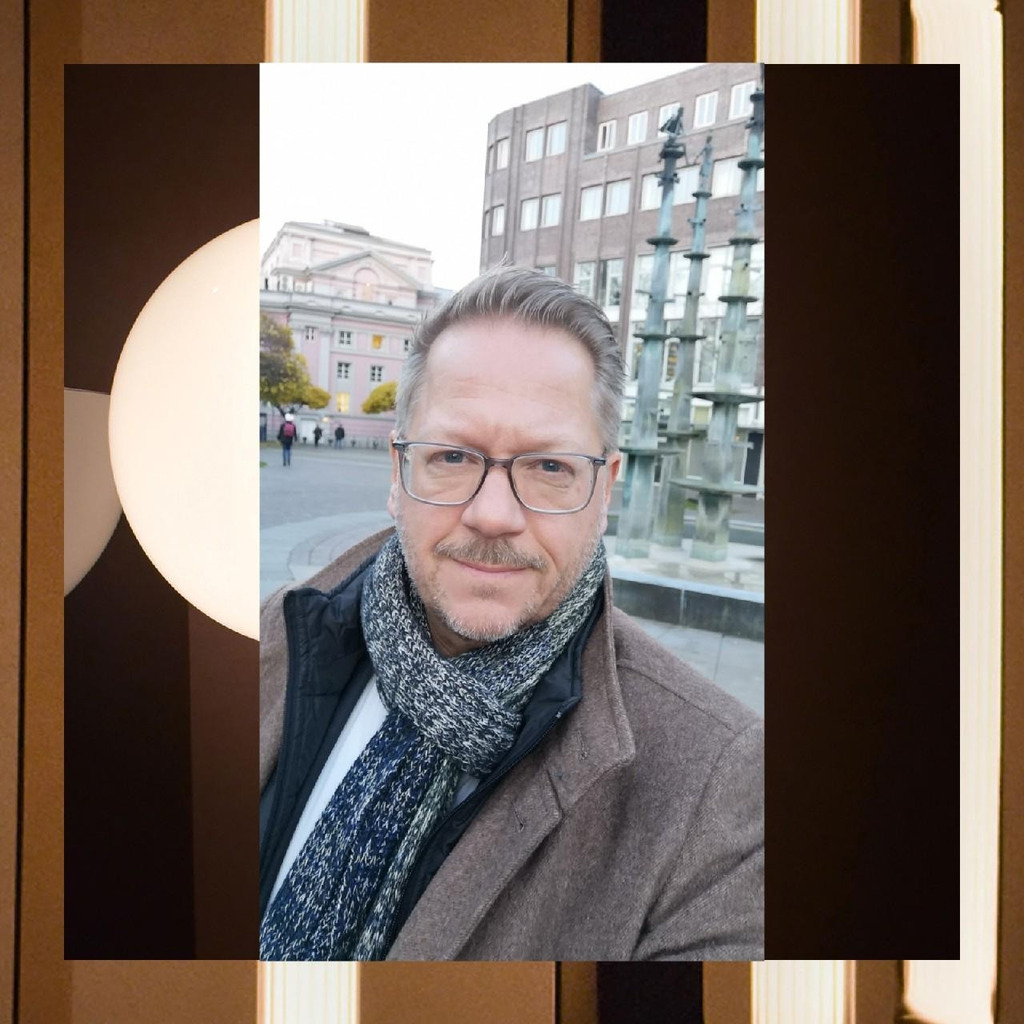 Dirk M Mumot Vorsitzender Des Betriebsrats Ruhrgebiet Commerzbank Ag Xing