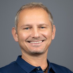 Dr. Christian Lenz