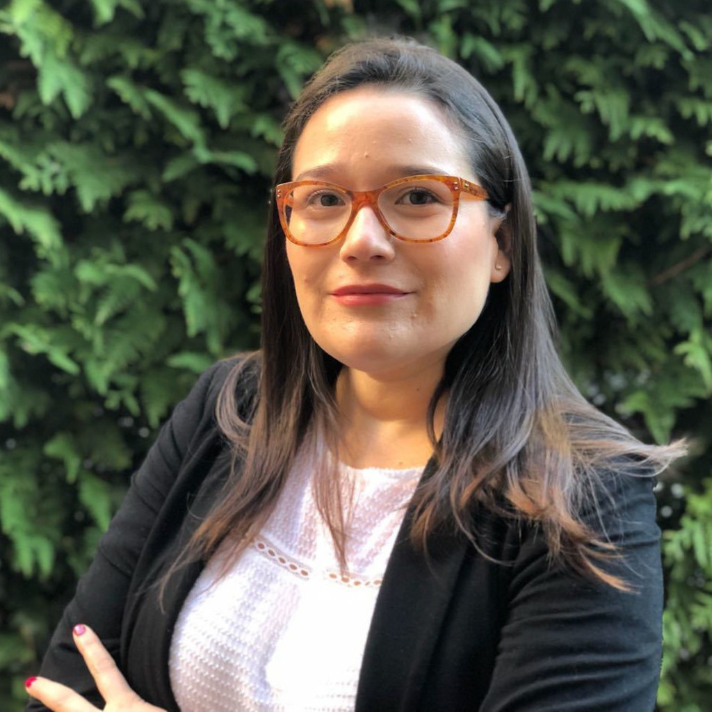 Maria Moya Political Science Universität Bonn XING