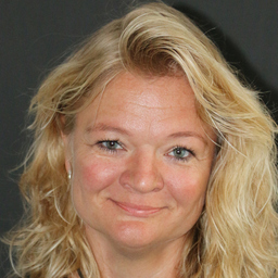 Nicole Adam