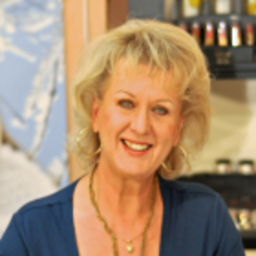 Maria Tange