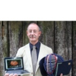 Dr. Hartmut Krins