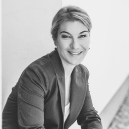 Julia Eder