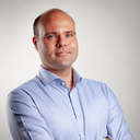 Dr. Nils König