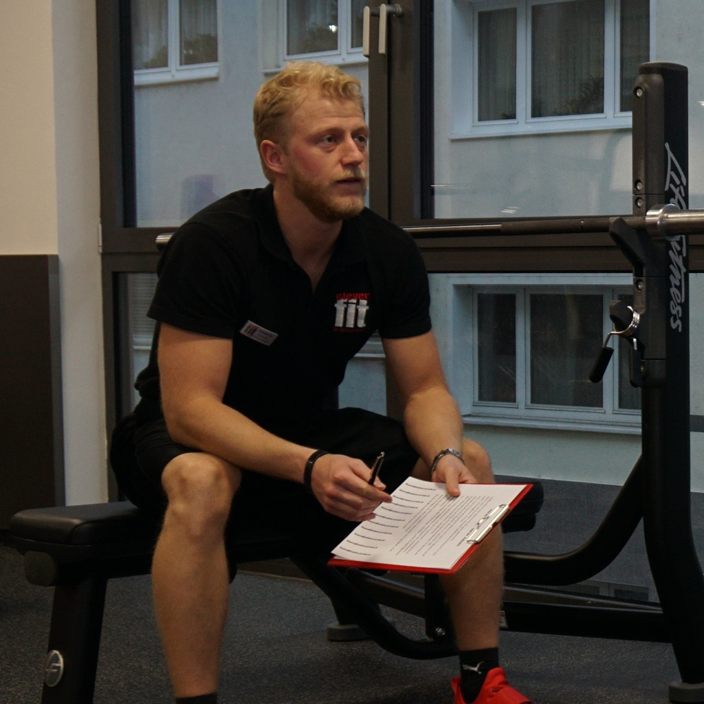 Christian Mayer Regionalleiter clever fit GmbH XING