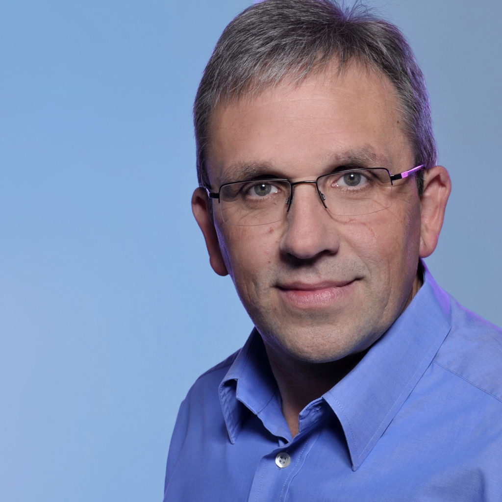 HansWerner Linsler Standortleitung Agrartechnik Lebach RWZ Rhein