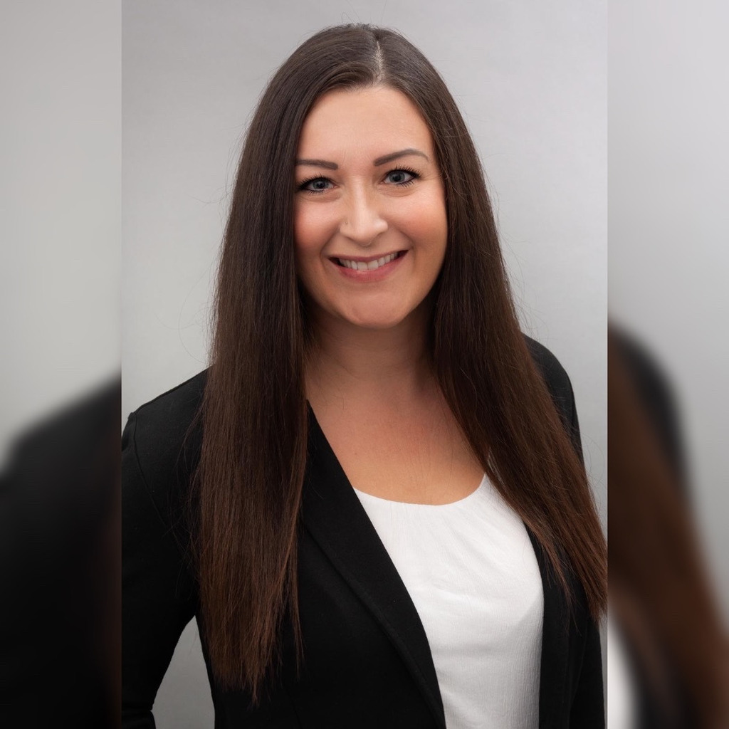 Carolin Schüßler - Personalsachbearbeiterin - Computer Creativ ...