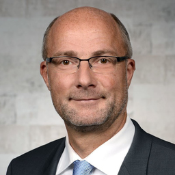 Dr. Thomas Kunstmann