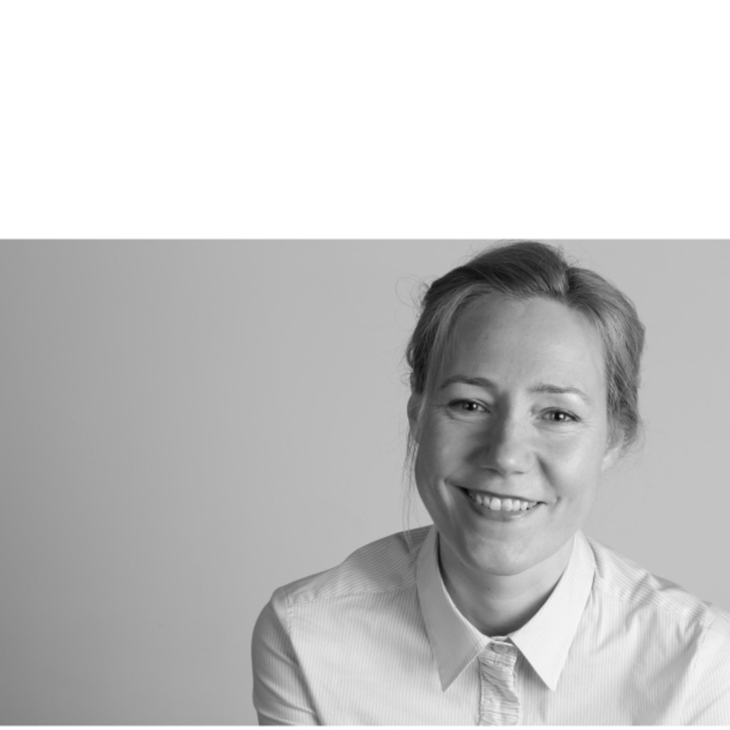 Lydia Lubina ***** designll. XING