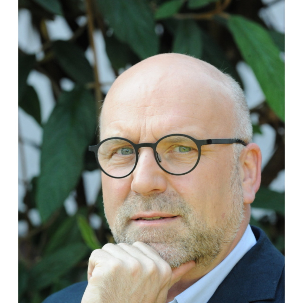 Dr. Wolfgang Bok Autor (NZZ u. a.), Kolumnist, Dozent, Strategische