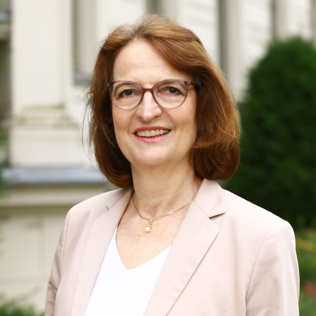 Dorothea Hill EventManager Roland Eller Consulting GmbH XING