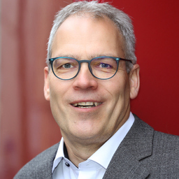 Martin Lenze