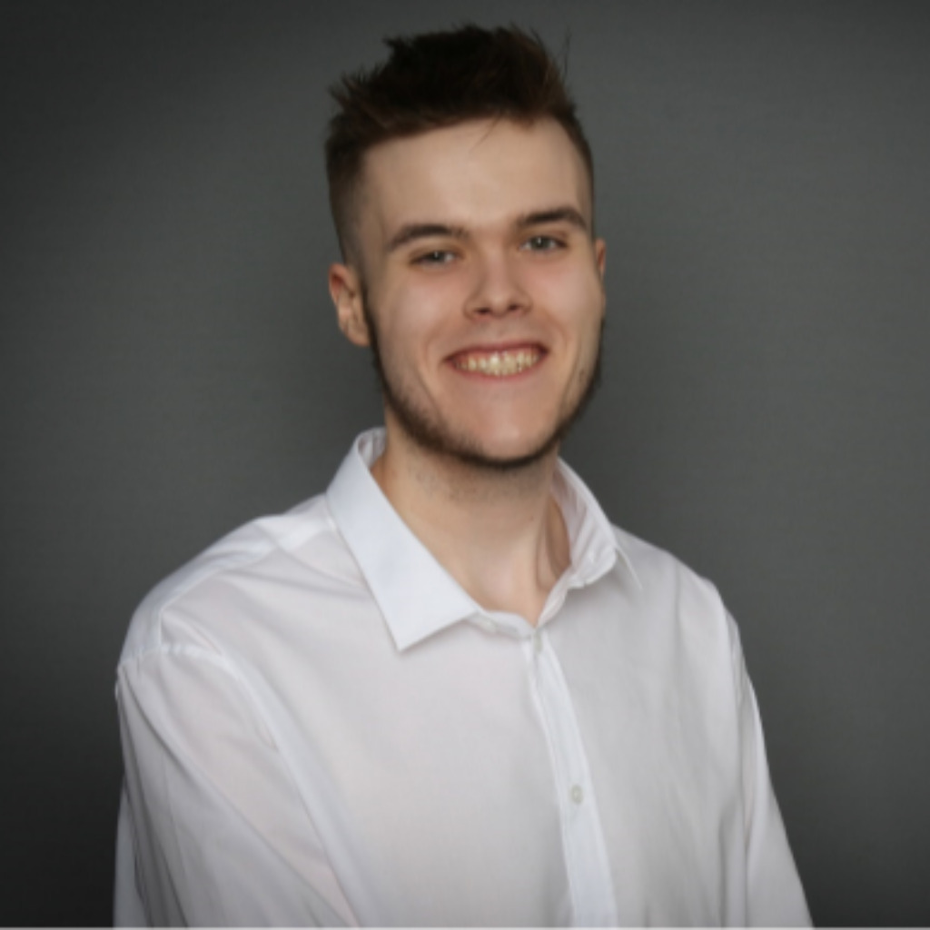 Nico Yang IT Support Specialist COMCAVE.COLLEGE® GmbH, your source