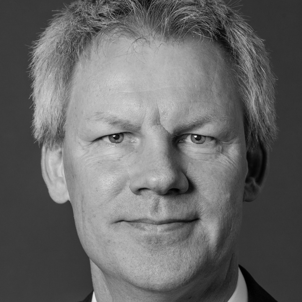 Dr. Steffen Gackstatter Partner Roland Berger Strategy Consultants