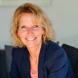 Dr. Astrid Sandweg