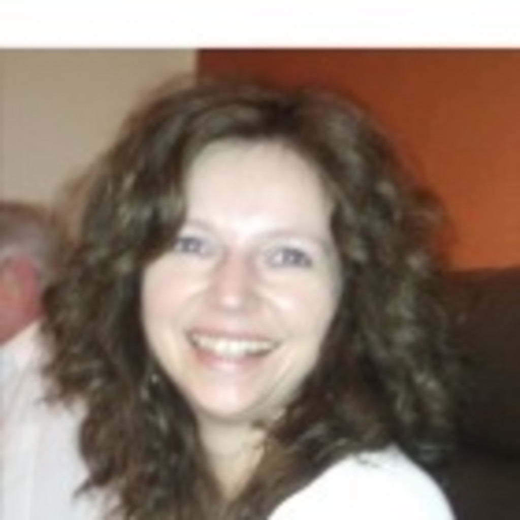 Petra Hartl Operations Controller Trivium Packaging XING