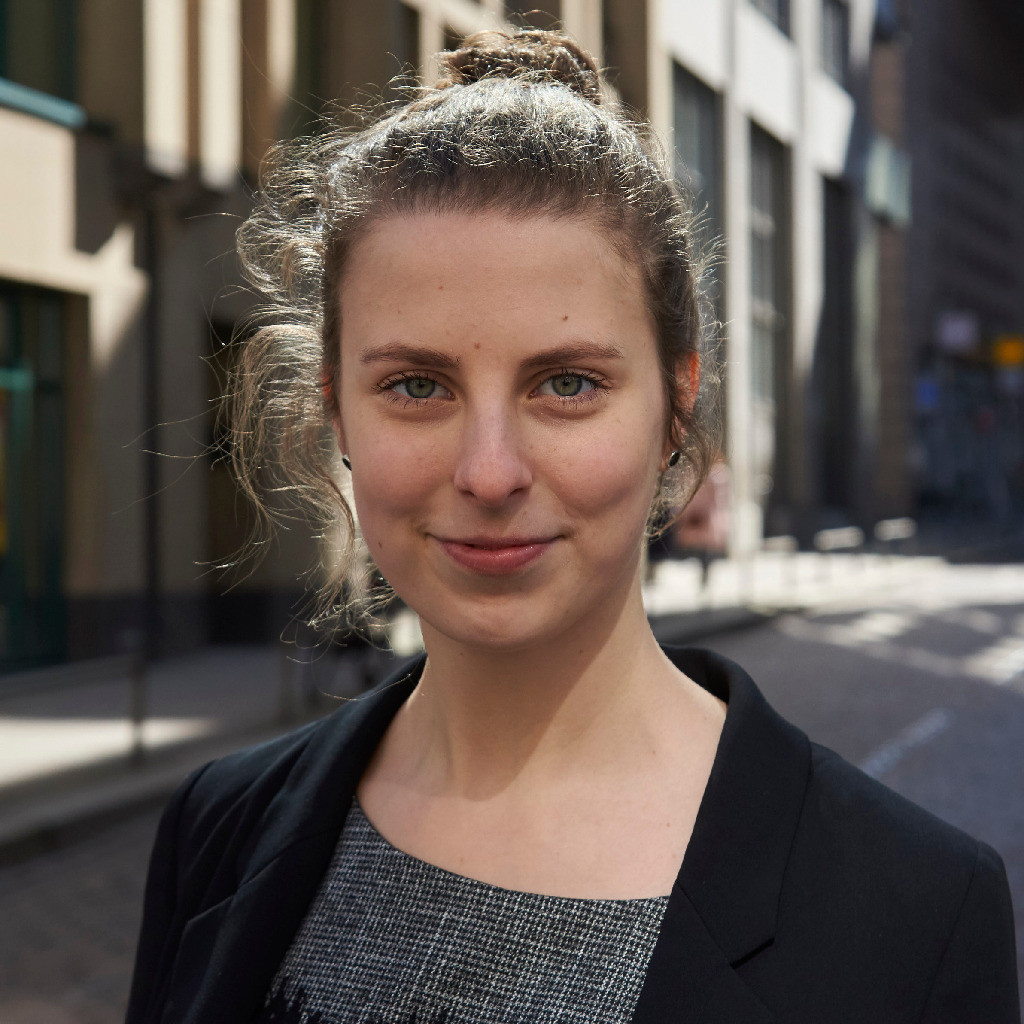 Anna Schütt Manager Board Office E.ON Grid Solutions GmbH XING