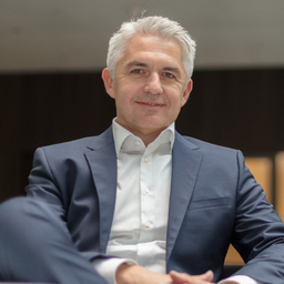 Dr. Ulrich Lison