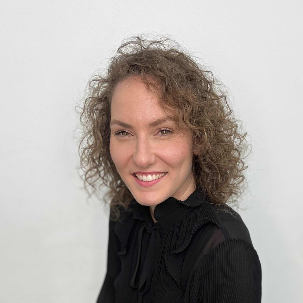 Tugba Ahmet - Vertriebsmitarbeiter - PK Connect | XING
