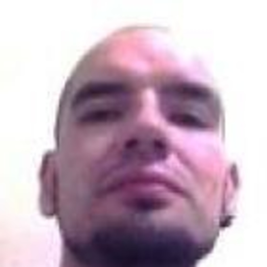 Luis Armenteros Martínez Jefe de Almacen Tomas Domingo Bike House