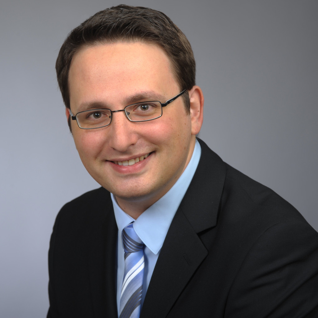 Andreas Lobov Senior Sales Controller 1&1 XING