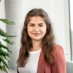 Veronika Leuchtner