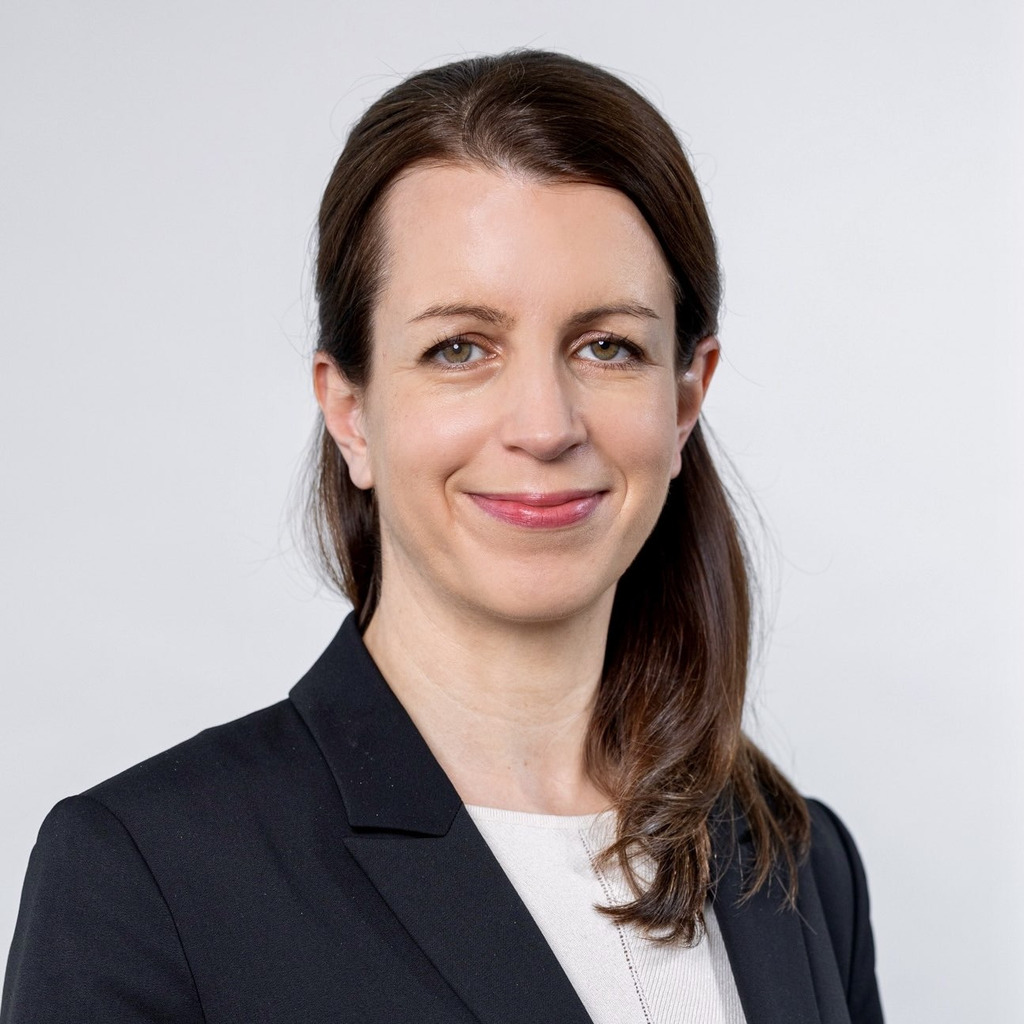 Nadin Rybarek Legal Counsel Airbus Aerostructures GmbH XING