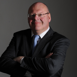 Daniel F. Schütz
