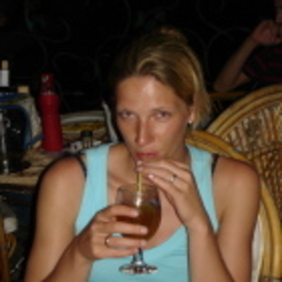 Nadine Schlieper