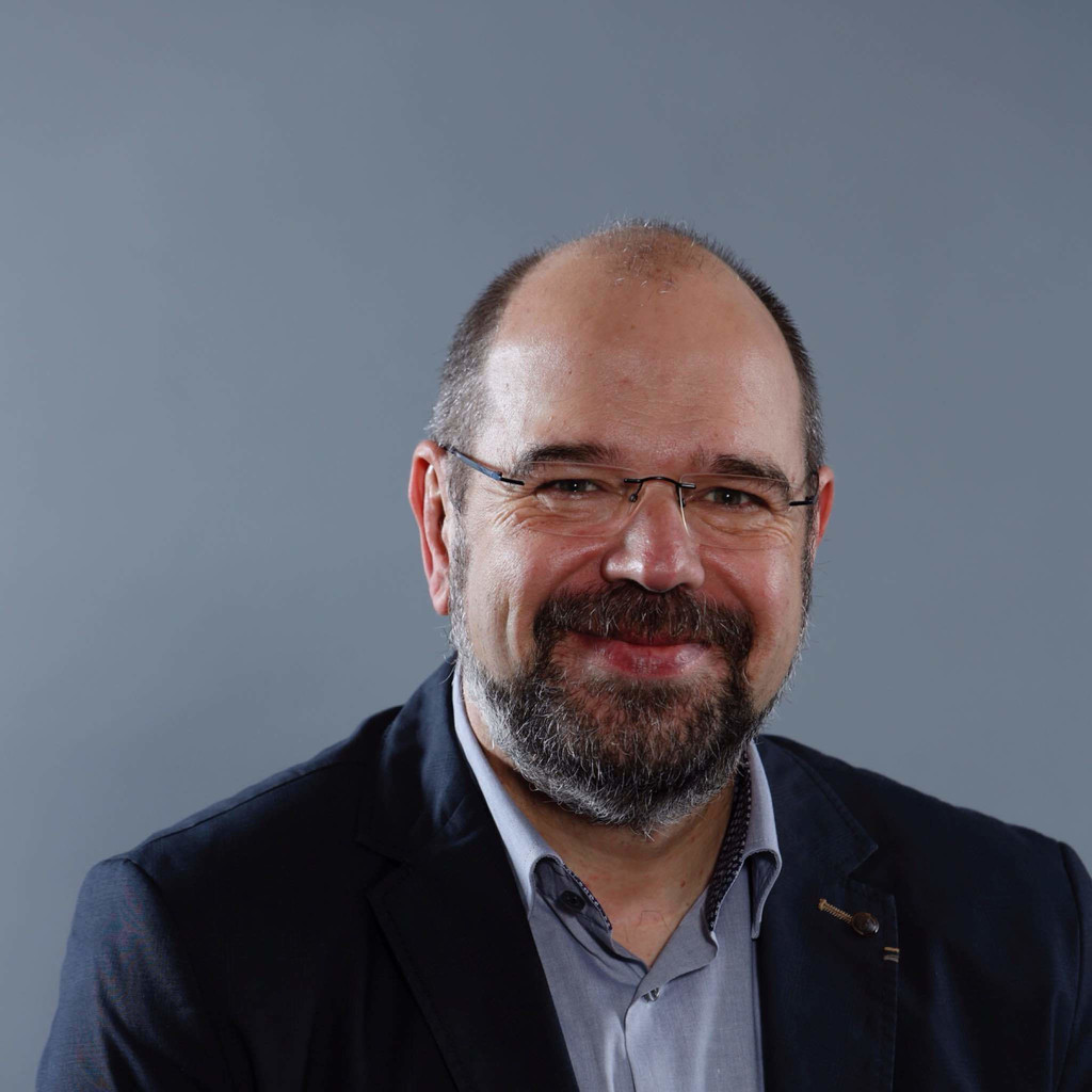 Dipl.Ing. Ulf Klöpzig Bereichsleiter Stadtwerke Bielefeld GmbH XING