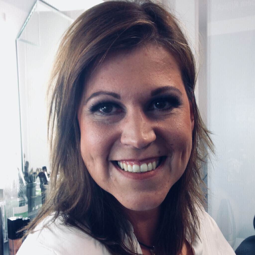 Esther Albrandt Angestellte Barmenia XING