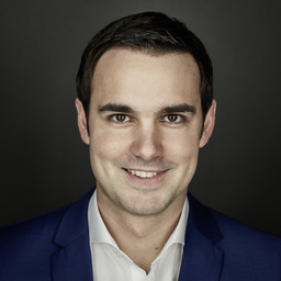 Dr. Tristan Schlögl