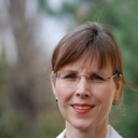 Dr. Claudia Sperling