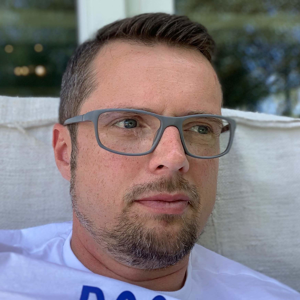 Björn Degenkolbe in der Personensuche von Das Telefonbuch