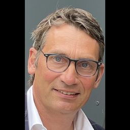 Dr. Marcel Meggeneder
