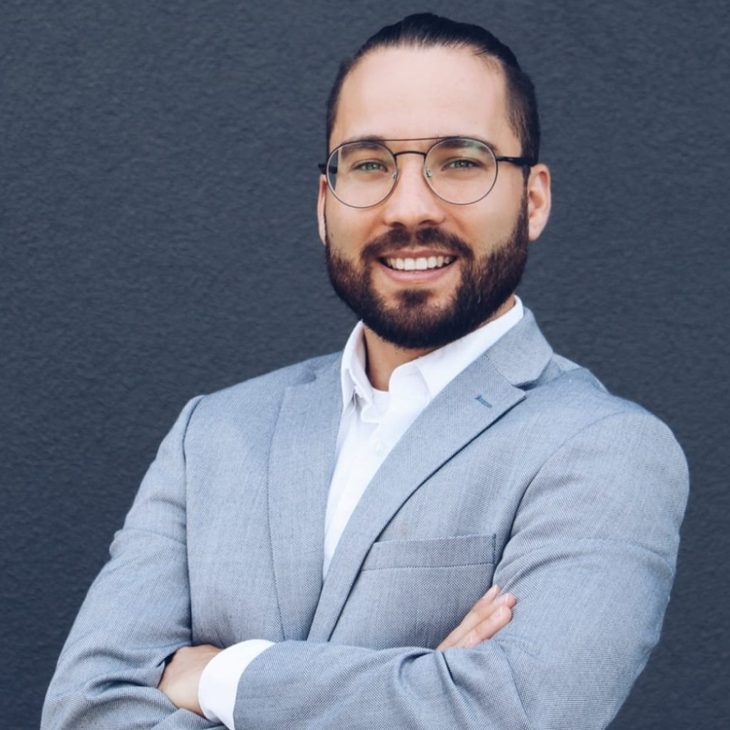 Jonatan del Brio Gil Commodity Manager Plastics Europe Supply Chain