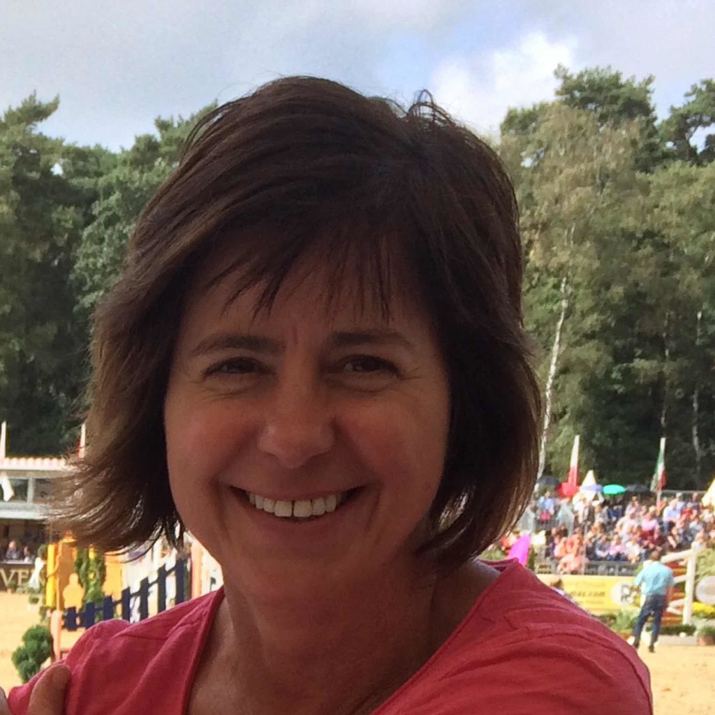 Ursula Lathwesen Sonderbeauftragte Personenversicherung R+V