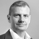 Dr. Christian Lührs