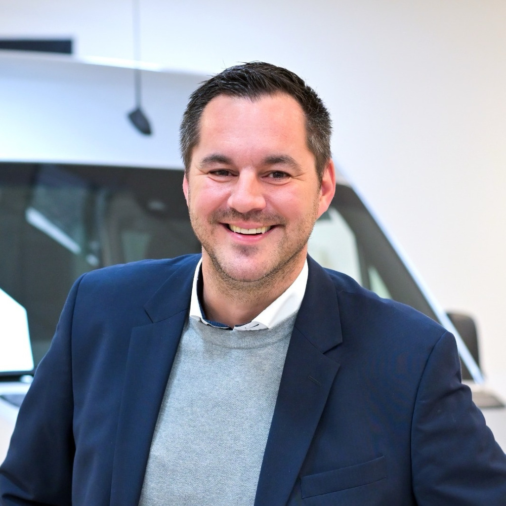 Christian Land Verkaufsleiter Transporter & Vans LUEG AG & Co. KG