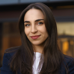 Anaita Yazdani Far